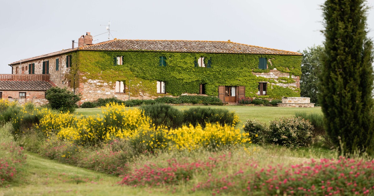 439_weddingphotographersinTuscany-1908-1